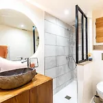 Lägenhet Guestready - Elegance Elevated Near Sacre-coeur *